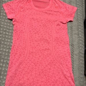 Lululemon top